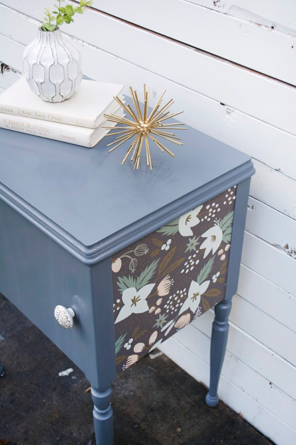 floral and glossy table makeover