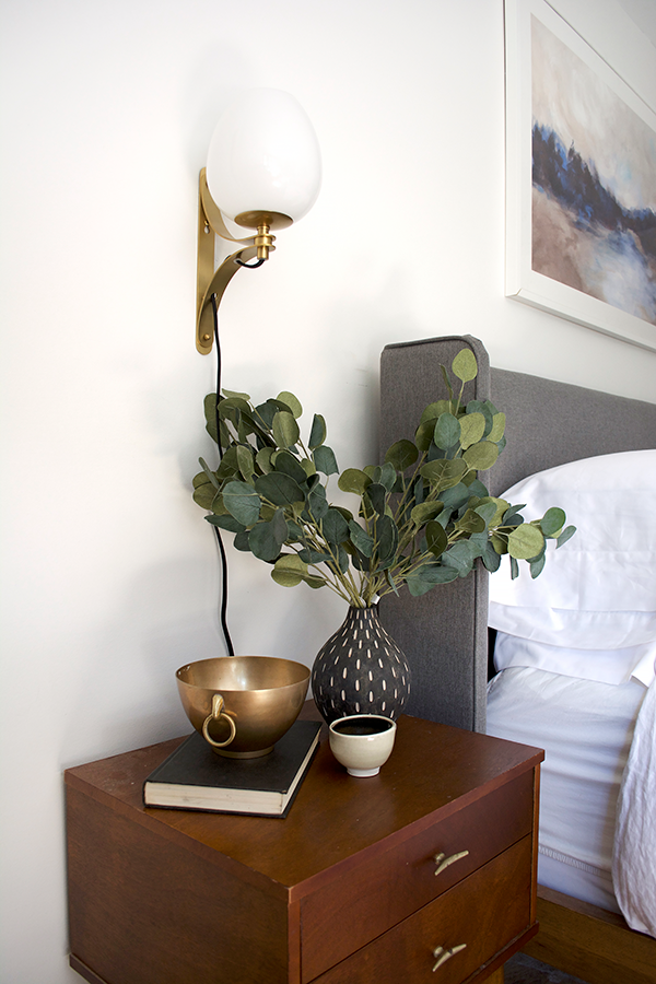Mitzi Lindsay Wall Sconce in Brass