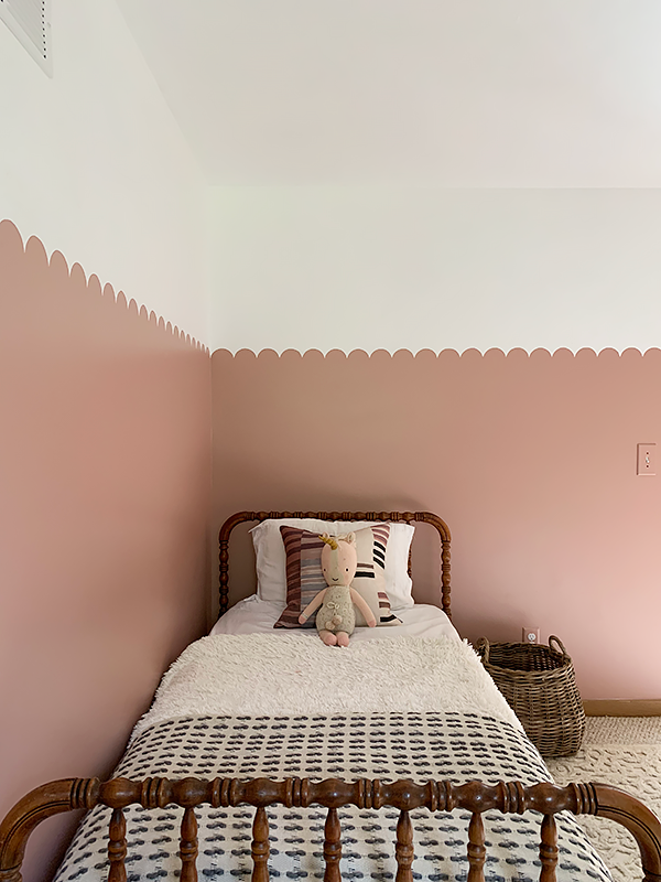 Pink Scalloped Walls in Girls Room